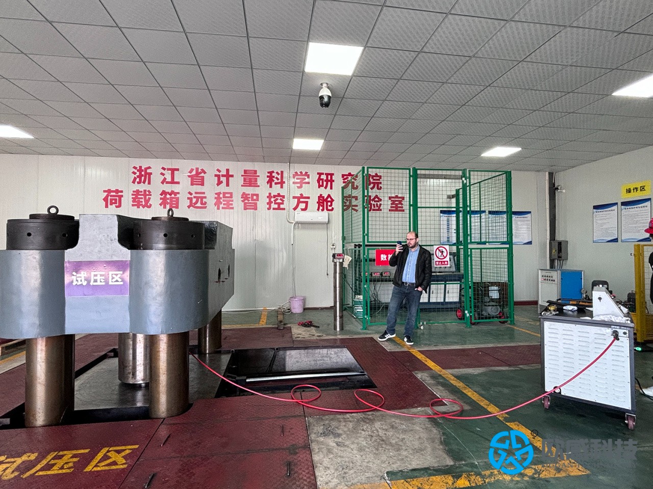 1732673611889625.jpg 5.jpg